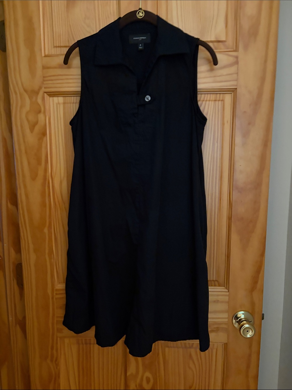 Banana Republic Black Button-Accent Collared cotton swing Dress
